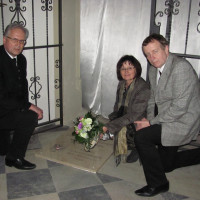 Richard Bartsch, Christa Naaß, Peter Barton, Jakobskirche Brünn, Gedenktafel
